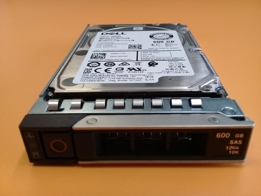 HDD Dell Seagate 600 GB SAS 10K 1XF230-150 - ST600MM0069.